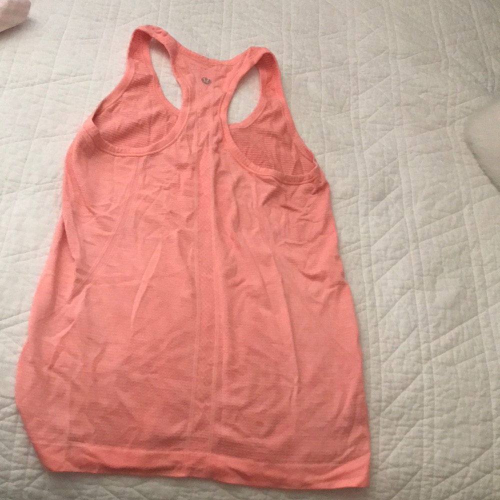 Lulu lemon workout top